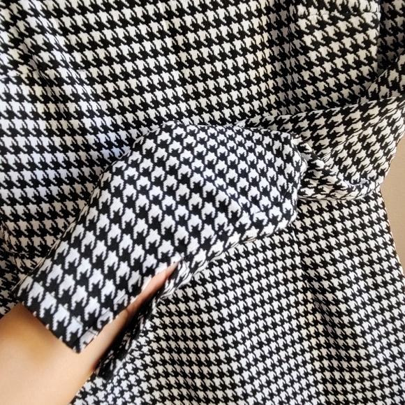 Mi ami Size Small Black & White Checkered Women's Dress Snall Puff Shoulder - Picture 5 of 11